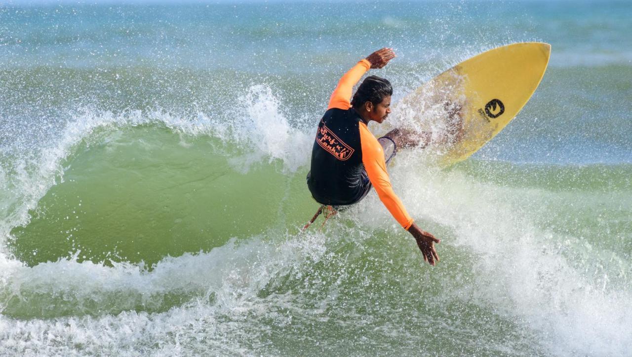 Surf'N Lanka - Surf School Hotell Weligama Eksteriør bilde